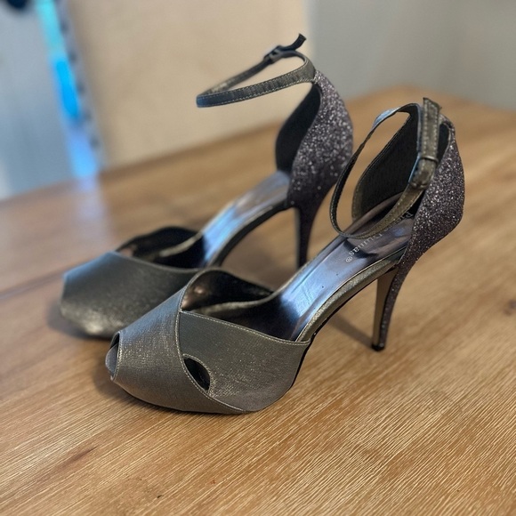Gray and silver heels glitter heels - Picture 3 of 5